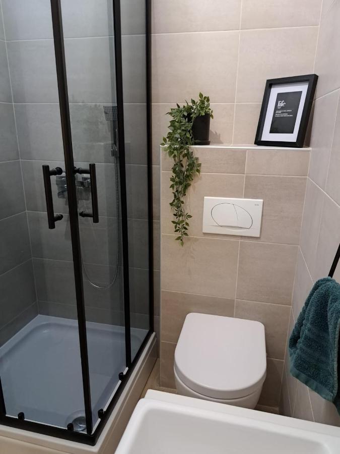 Appartement Studio Apartman Maris à Zadar Extérieur photo